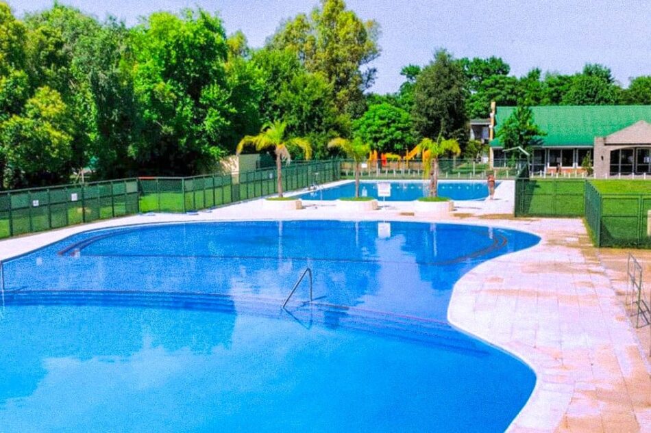 UOM vicente lopez pileta